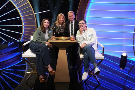 CHELSEA PERETTI, VANNA WHITE, PAT SAJAK, MOSHE KASHER