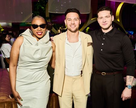 AISHA HINDS, RYAN GUZMÁN, OLIVER STARK
