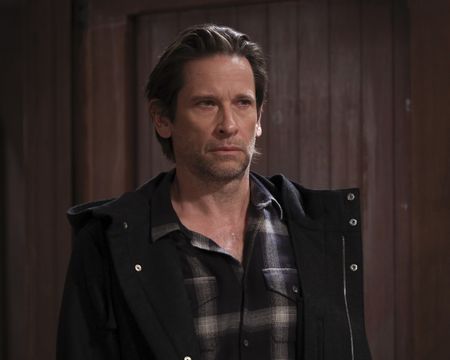 ROGER HOWARTH