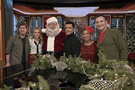 ROB THOMAS, KELLY RIPA, SANTA CLAUS, MARK CONSUELOS, DEJA VU, MICHAEL GELMAN