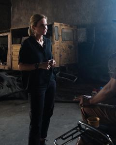 Mariana van Zeller discusses sextortion with Peter in Bulacan. (National Geographic for Disney)