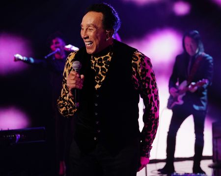 SMOKEY ROBINSON