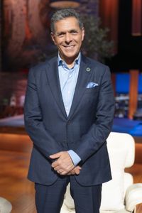 DANIEL LUBETZKY