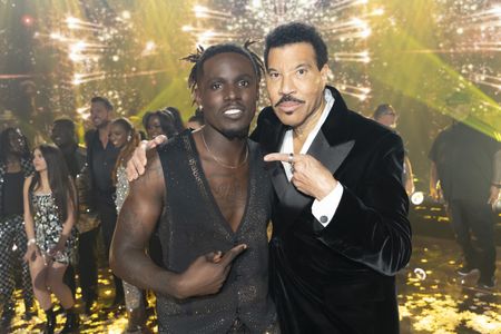 JAMAL ROBERTS, LIONEL RICHIE