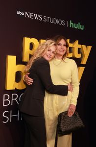 ALI WENTWORTH (EXECUTIVE PRODCUER), MARISKA HARGITAY