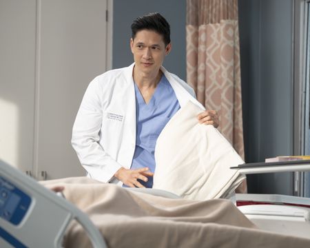 HARRY SHUM JR.
