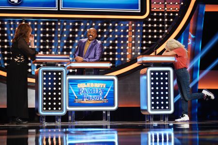 KATHY NAJIMY, STEVE HARVEY, KRISTIN CHENOWETH