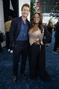 GLEN POWELL, NIECY NASH