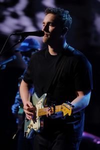 SAM FENDER
