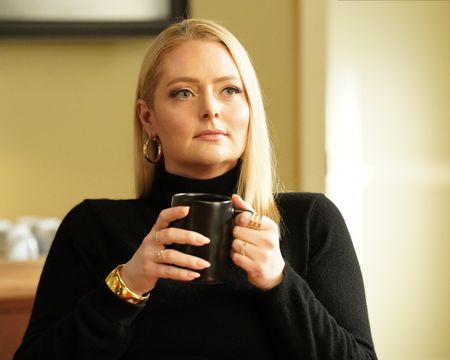 LAUREN ASH