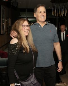 MARK CUBAN