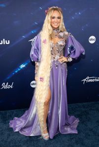 CARRIE UNDERWOOD