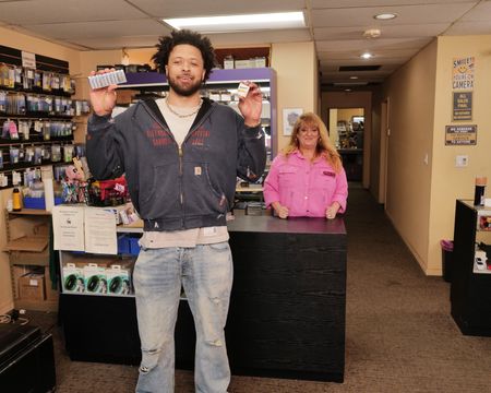 “BATTERY HUT” CADE CUNNINGHAM