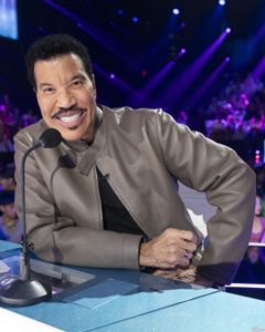 LIONEL RICHIE