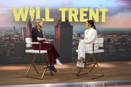 LARA SPENCER, GINA RODRIGUEZ