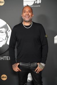 KENYA BARRIS