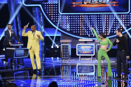 STEVE HARVEY, JULIA HAART, SHLOMO HENDLER