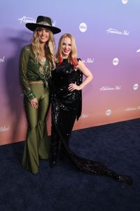 LAINEY WILSON, KYLIE MINOGUE