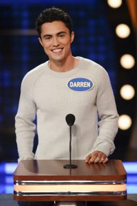DARREN BARNET
