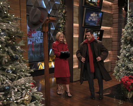 KELLY RIPA, MARK CONSUELOS