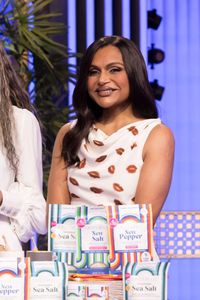 MINDY KALING