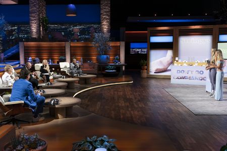 MARK CUBAN, BARBARA CORCORAN, KEVIN O'LEARY, LORI GREINER, DAYMOND JOHN, OLIVIA ZUMWALT, ELVIRA TROGER