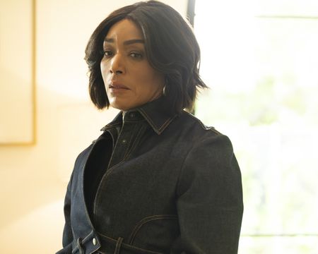 ANGELA BASSETT