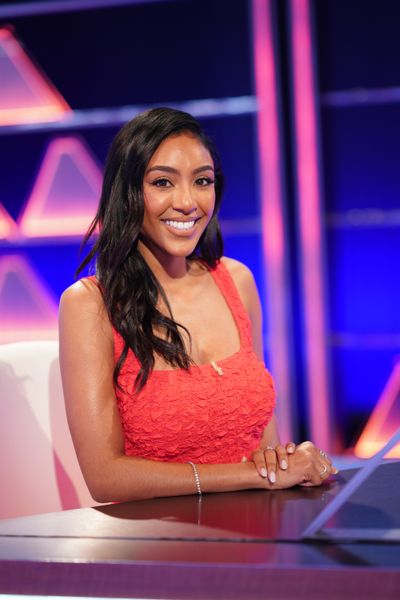 100KPyramid - Tayshia Adams - Bachelorette 16 - Discussion - Page 17 163256_5061-400x0