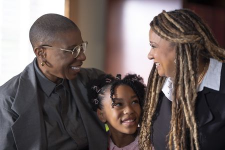 AISHA HINDS, ASKYLER BELL, TRACIE THOMS