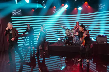SIMPLE MINDS