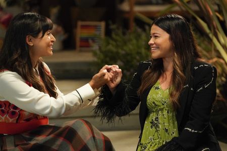 HANNAH SIMONE, GINA RODRIGUEZ