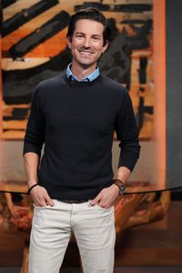 JUSTIN BAER