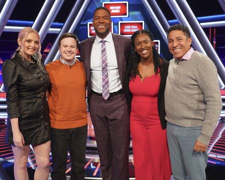 LAUREN ASH, MAX KANTOR, MICHAEL STRAHAN, KAYON ELLIS, OSCAR NUNEZ