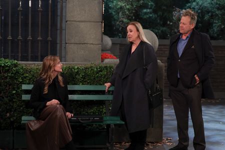 EMMA SAMMS, GENIE FRANCIS, KIN SHRINER