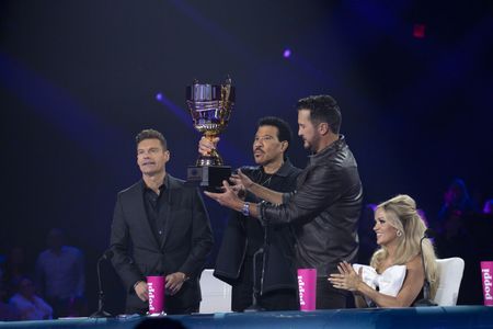 RYAN SEACREST, LIONEL RICHIE, LUKE BRYAN, CARRIE UNDERWOOD