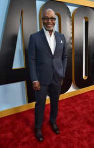 JAMES PICKENS JR.