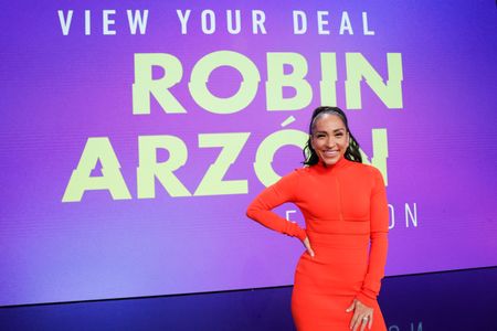 ROBIN ARZON