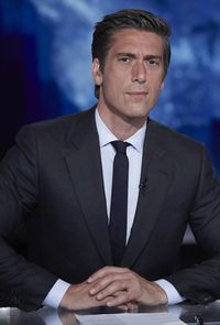 Bio profile offDavid Muir