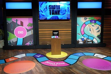 SHARK TANK