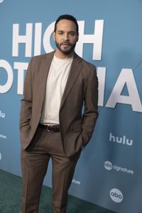 DANIEL SUNJATA