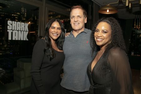 LISA EASTON, MARK CUBAN