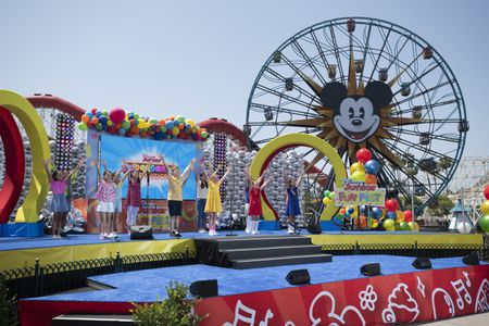 DISNEY JUNIOR FUN FEST