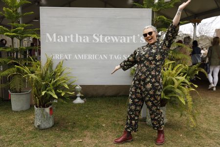 THE GREAT AMERICAN TAG SALE WITH MARTHA STEWART