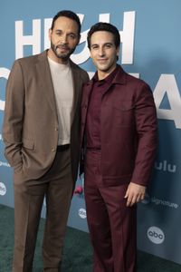 DANIEL SUNJATA, DENIZ AKDENIZ