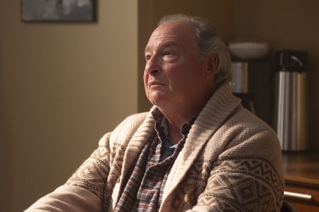 KEVIN DUNN