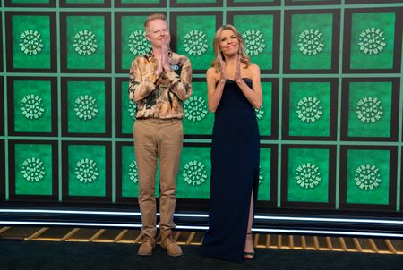 JESSE TYLER FERGUSON, VANNA WHITE