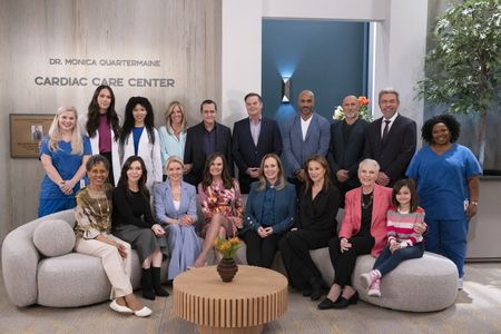 TOP: CASSANDRA JAMES, BROOK KERR, LAURA WRIGHT, MAURICE BENARD, WALLY KURTH, DONNELL TURNER, CARLO ROTA, JOHN J. YORK
BOTTOM: VERNEE WATSON, FINOLA HUGHES, KRISTINA WAGNER, LYNN HERRING, GENIE FRANCIS, NANCY LEE GRAHN, JANE ELLIOT, SCARLETT SPEARS