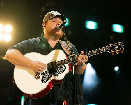 LUKE COMBS