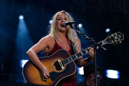 DEANA CARTER