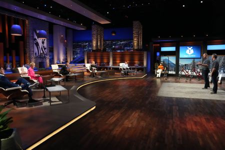 MARK CUBAN, BARBARA CORCORAN, KEVIN O'LEARY, LORI GREINER, ROBERT HERJAVEC, CHARLES W. "BILL" PIERCE, SCOTT CARR 